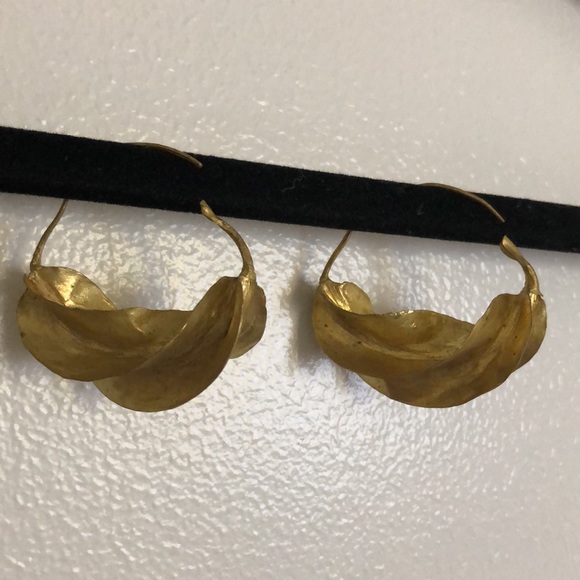 Tribal Hoop Twist Earrings - Picture 2 of 7